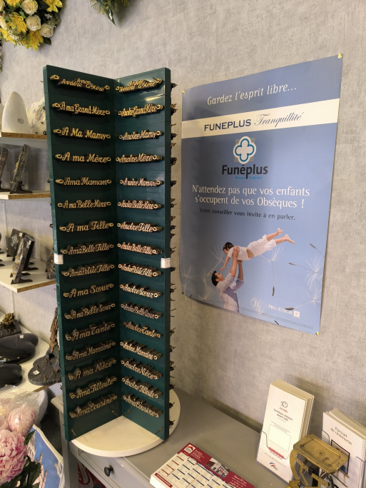 Fleurs et Articles funéraires - Image 9